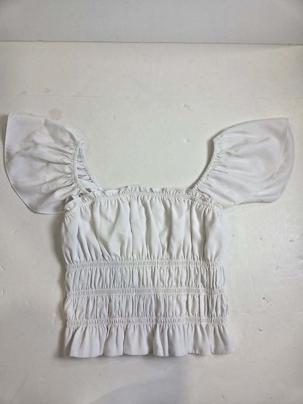 Abercrombie and Fitch White Ruffle Smocked Crop Top Medium Flutter Sleeve
